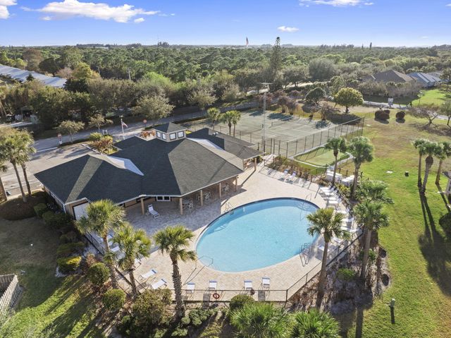 1781 S Dovetail Drive 2, Fort Pierce, FL 34982