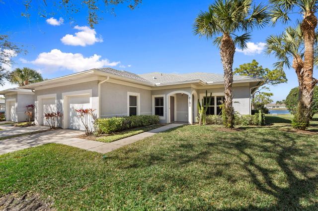 1781 S Dovetail Drive 2, Fort Pierce, FL 34982
