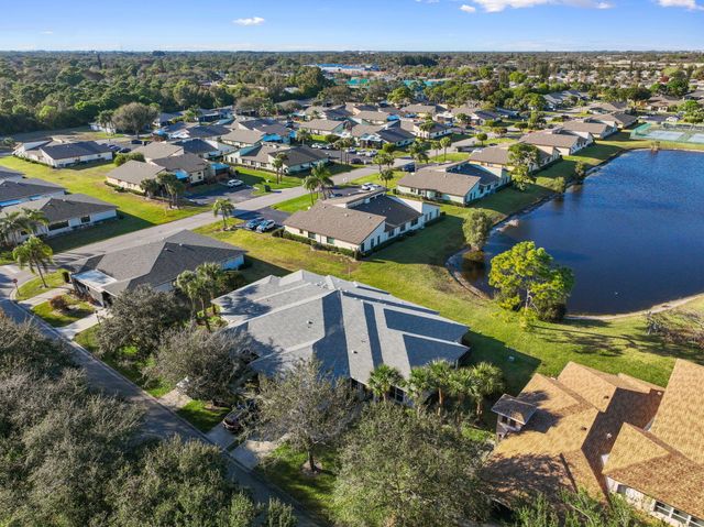 1781 S Dovetail Drive 2, Fort Pierce, FL 34982