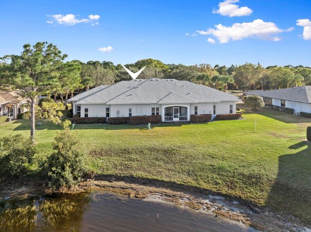 1781 S Dovetail Drive 2, Fort Pierce, FL 34982