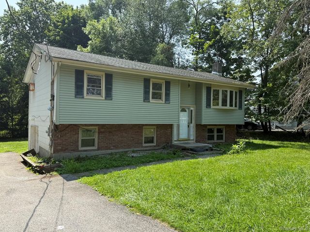 246 Skyline Drive, Highland Mills, NY 10930