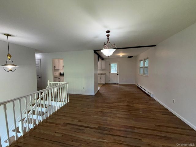 246 Skyline Drive, Highland Mills, NY 10930
