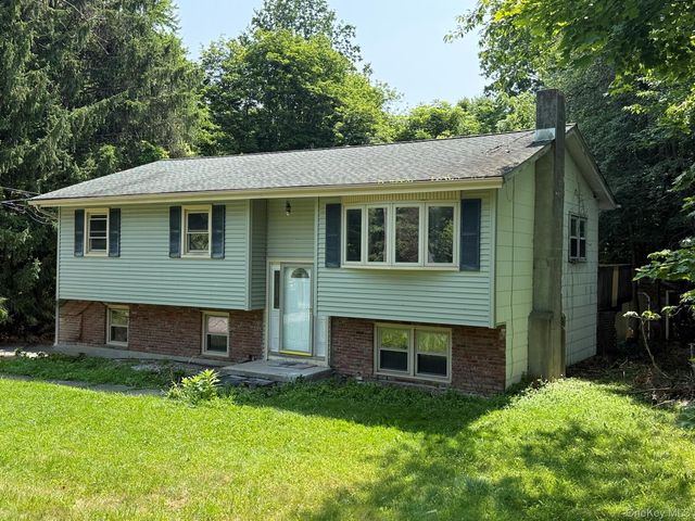 246 Skyline Drive, Highland Mills, NY 10930