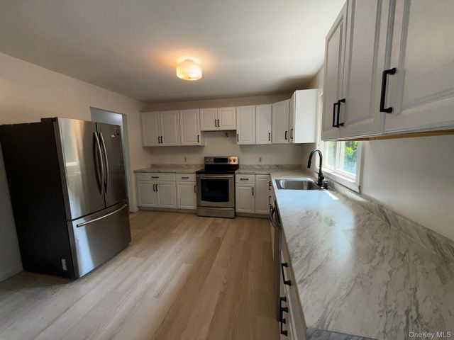246 Skyline Drive, Highland Mills, NY 10930