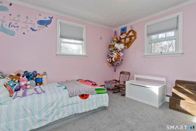 7 Bobolink Lane, Enfield, CT 06082