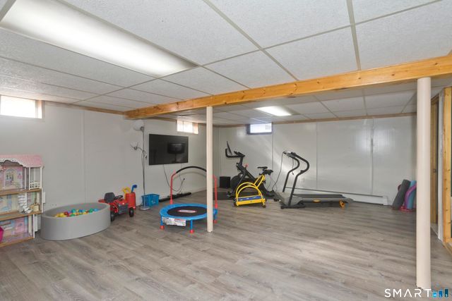 7 Bobolink Lane, Enfield, CT 06082