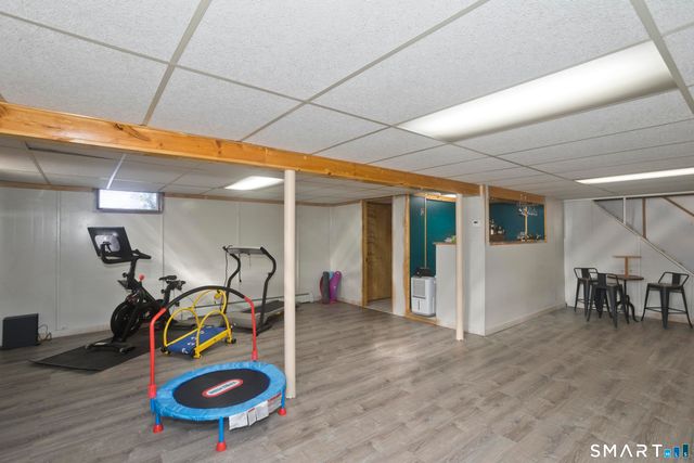 7 Bobolink Lane, Enfield, CT 06082