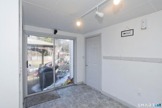 7 Bobolink Lane, Enfield, CT 06082