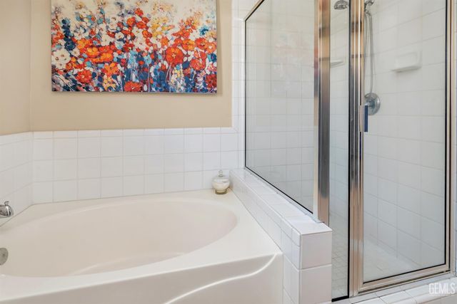 5201 Pavia Court, Bakersfield, CA 93308