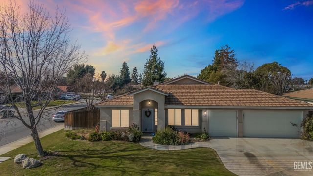 5201 Pavia Court, Bakersfield, CA 93308