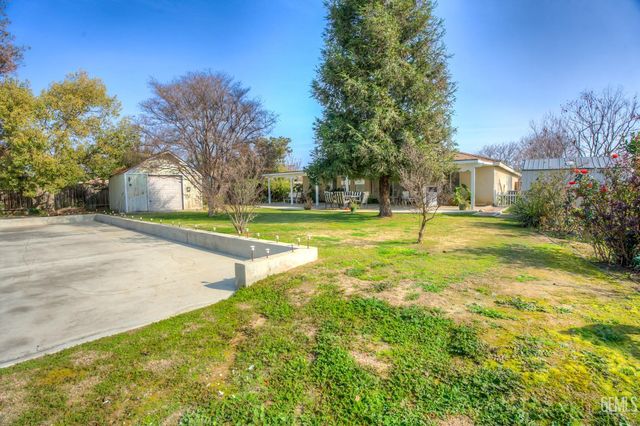 5201 Pavia Court, Bakersfield, CA 93308