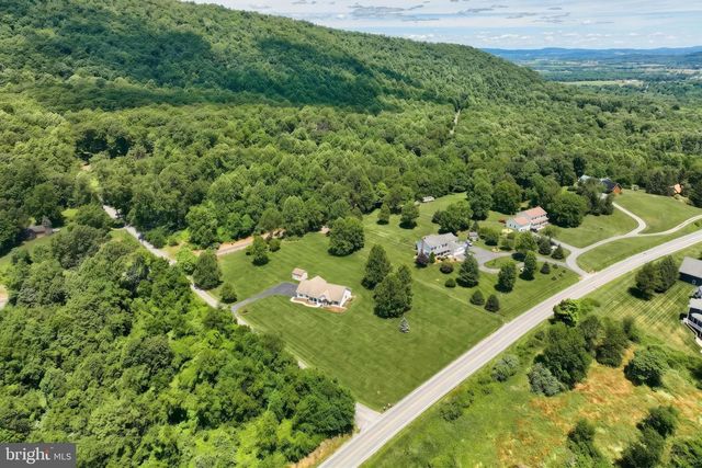 885 JACKS MOUNTAIN RD, Fairfield, PA 17320