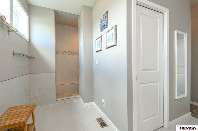 6301 Kelsey Lane, Lincoln, NE 68516