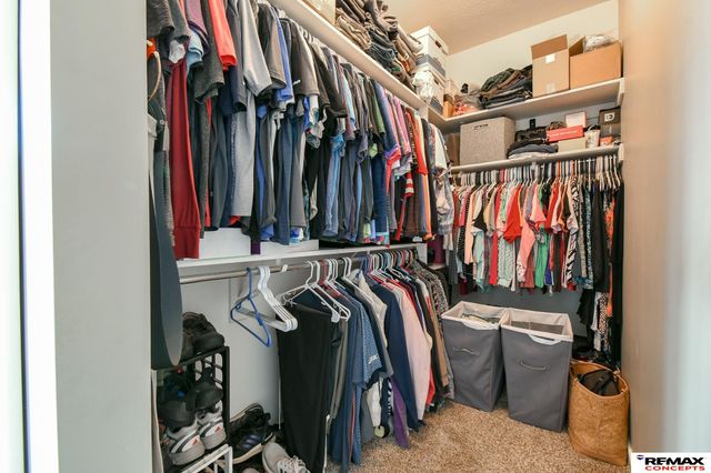 6301 Kelsey Lane, Lincoln, NE 68516