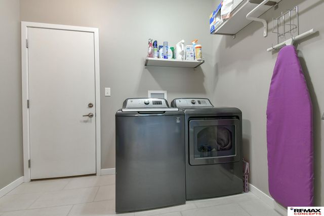 6301 Kelsey Lane, Lincoln, NE 68516