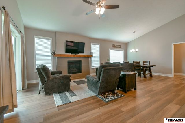 6301 Kelsey Lane, Lincoln, NE 68516