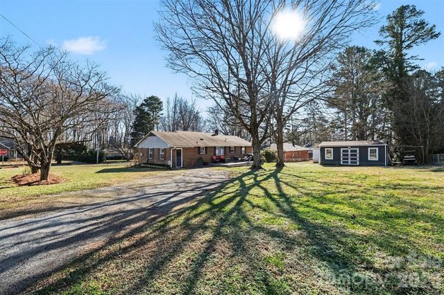 216 Malcolm Road, Salisbury, NC 28144