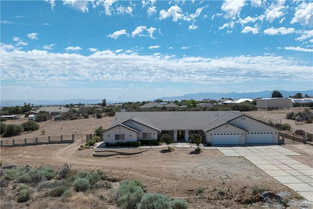 8379 Beaver, Phelan, CA 92371