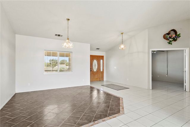 8379 Beaver, Phelan, CA 92371