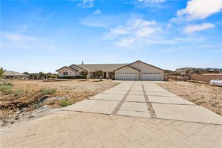 8379 Beaver, Phelan, CA 92371
