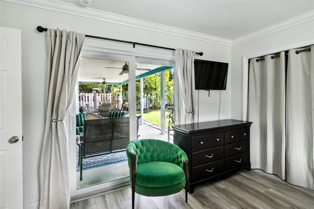 2012 NW 39th St, Oakland Park, FL 33309