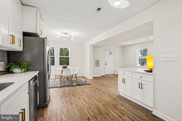 7902 OLD HARFORD RD, Baltimore, MD 21234