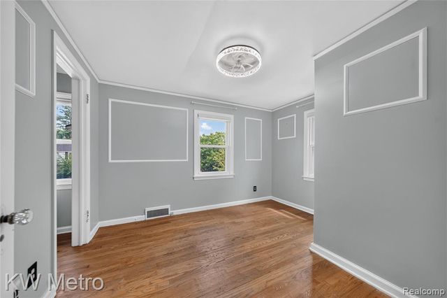 5737 Harvard Road, Detroit, MI 48224