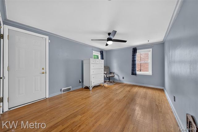 5737 Harvard Road, Detroit, MI 48224