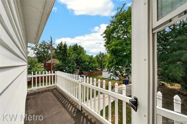 5737 Harvard Road, Detroit, MI 48224