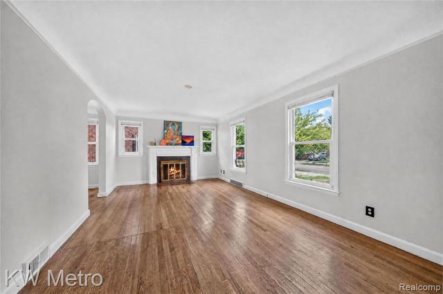 5737 Harvard Road, Detroit, MI 48224