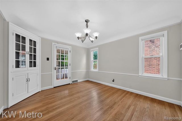 5737 Harvard Road, Detroit, MI 48224