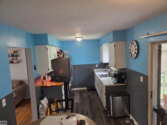 27697 Larry Street, Roseville, MI 48066