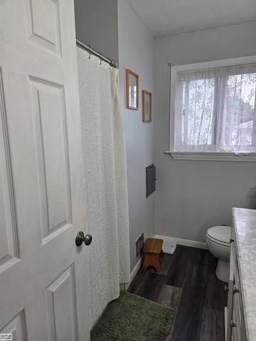 27697 Larry Street, Roseville, MI 48066