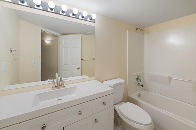 4203 S Tenfel Ln, Spokane, WA 99223
