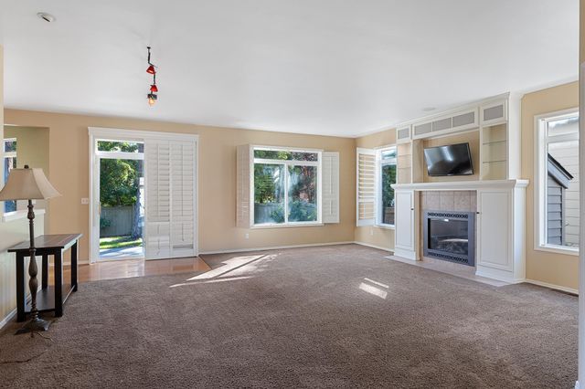 4203 S Tenfel Ln, Spokane, WA 99223