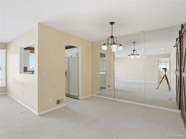 216 Country Club Drive, Saint Clair Shores, MI 48082