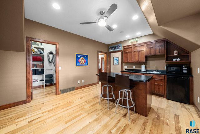 2502 S Big Timber Pl Place, Sioux Falls, SD 57105