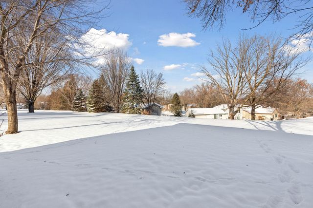 1118 E 145th Street, Burnsville, MN 55337