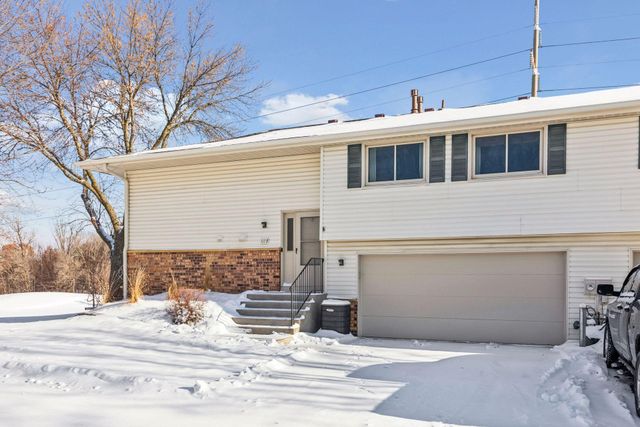 1118 E 145th Street, Burnsville, MN 55337