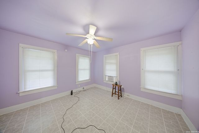 1702 LENNON AVE, San Antonio, TX 78223