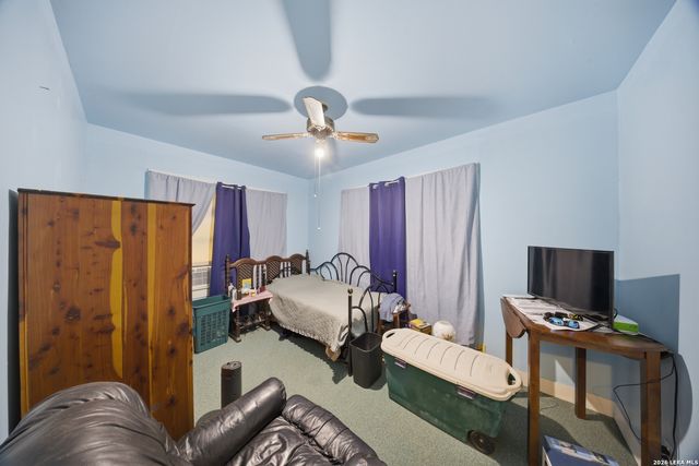 1702 LENNON AVE, San Antonio, TX 78223