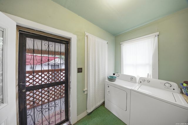 1702 LENNON AVE, San Antonio, TX 78223