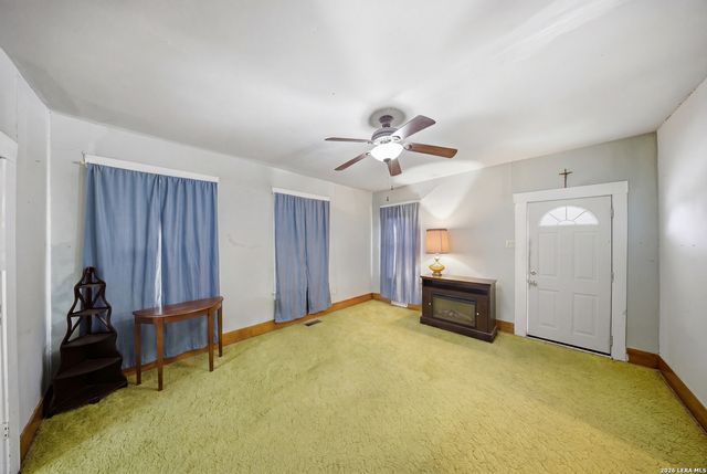1702 LENNON AVE, San Antonio, TX 78223