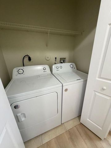 2925 Crestwood Terrace 5204, Margate, FL 33063