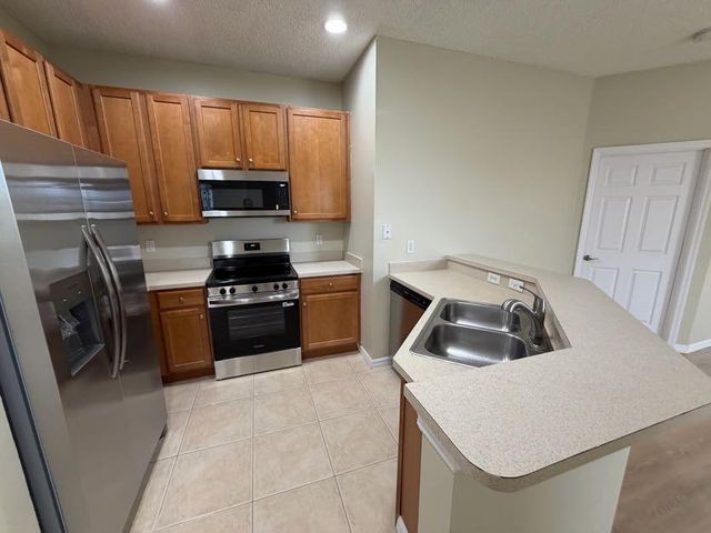 2925 Crestwood Terrace 5204, Margate, FL 33063