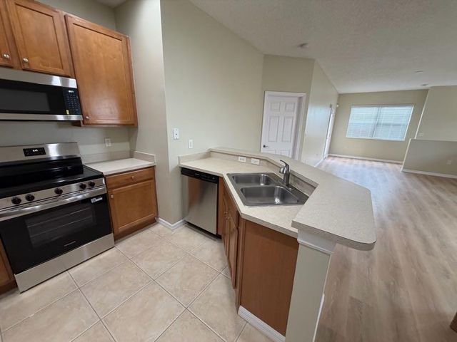 2925 Crestwood Terrace 5204, Margate, FL 33063