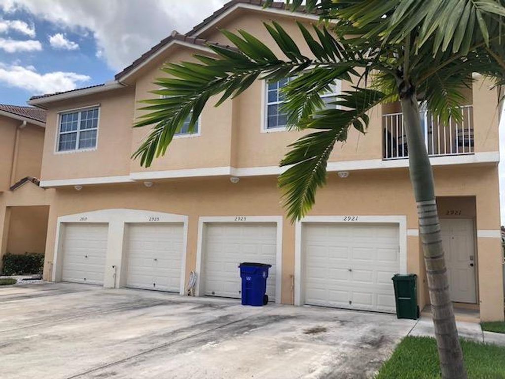 2925 Crestwood Terrace 5204, Margate, FL 33063