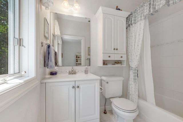 11673 Irish Avenue N, Grant, MN 55082