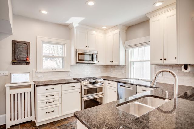 4945 Bryant Avenue S, Minneapolis, MN 55419