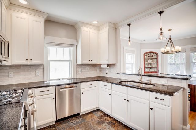 4945 Bryant Avenue S, Minneapolis, MN 55419